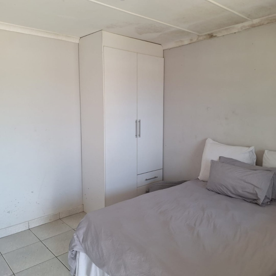 5 Bedroom Property for Sale in Amalinda Eastern Cape